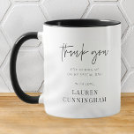 Modern Simple Minimalistisch Chic Vielen Dank Tasse<br><div class="desc">Design besteht aus modernem,  schicken Typografie mit Sans Serif und Serif Schriftart.</div>