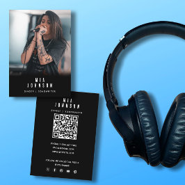 Modern Simple Singer Musician Fotografy Black Visitenkarte