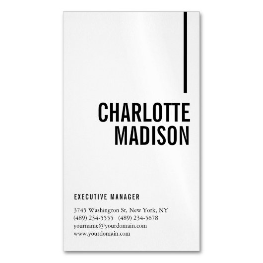 Modern Simple White Trendy Minimalist Plain  Magnetische Visitenkarte (Vorderseite Vertikal)
