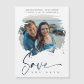 Modern Simulated Brushstroke Photo Engaged Couple Magnetkarte (Vorderseite)