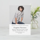 Modern Single Photo Boy Graduation Invitation Einladung (Stehend Vorderseite)