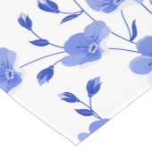 Modern Sky Blue Daisy Floral Kurzer Tischläufer (Ecke)