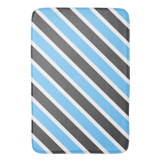 Modern Sky Blue Gray Diagonal Stripes Badematte (Vorderseite Vertikal)