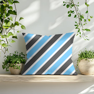 Modern Sky Blue Gray Diagonal Stripes Kissen