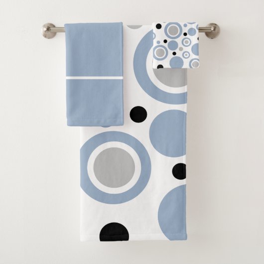 Modern Slate Blue Silver White Geometric Badhandtuch Set (Insitu)