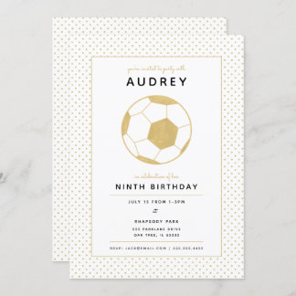 Modern Soccer Star White and Gold Sport Geburtstag Einladung