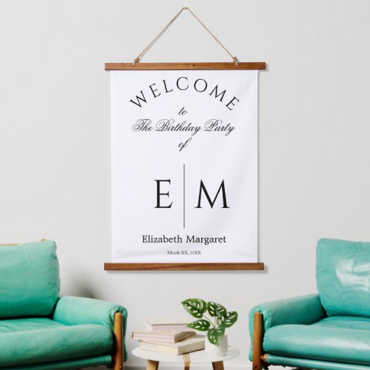 Modern Sophisticated Birthday Celebration Tapestry Wandteppich Mit Holzrahmen (Wohnzimmer)