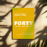 Modern stilvoll | 40. Geburtstag Foto Einladung<br><div class="desc">Feiern Sie mit dieser modernen 40. Geburtstagseinladung einen Meilenstein in lebendigem Stil. Freuen Sie sich auf kühne weiße Typografie, elegante Skriptakzente und einen strukturierten, wirbelfarbenen Hintergrund in einem auffallenden Senf-Gelb. Personalisieren Sie Ihre persönlichen Daten mit dem Namen, dem Alter, dem Party und den Veranstaltungsdetails eines Geburtstags für einen einzigartigen Sake....</div>
