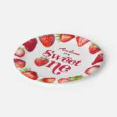 Modern Strawberry Sweet One Birthday Girls Pappteller (Schrägansicht)