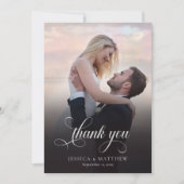 Modern Stylish Calligraphy Script Photo Wedding  Dankeskarte (Vorderseite)