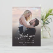 Modern Stylish Calligraphy Script Photo Wedding  Dankeskarte (Stehend Vorderseite)