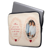 Modern Stylish Script Red Heart Foto Mothers Day Laptopschutzhülle (Vorderseite Links)