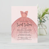 Modern Sweet 16 Script Dress Birthday Einladung (Stehend Vorderseite)