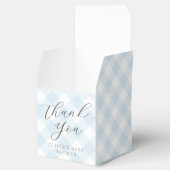 Modern + Sweet Light Blue Gingham Baby Shower Geschenkschachtel (Geöffnet)