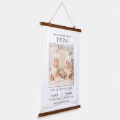 Modern Sweet Twins Photo Birth Announcement Wandteppich Mit Holzrahmen (Gewinkelt)