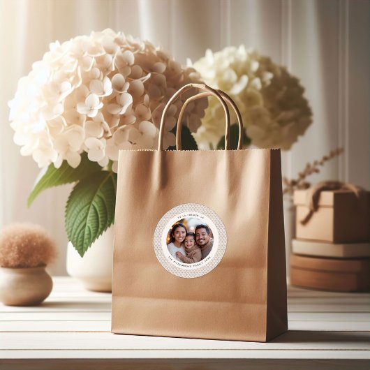 Modern Taupe & White Snowflake Photo Christmas Runder Aufkleber