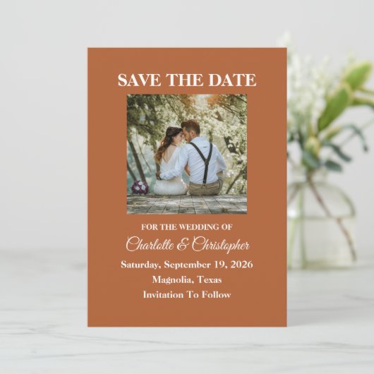 Modern Terracotta Brunt Orange Hochzeit im Herbst Save The Date (Stehend Vorderseite)