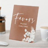 Modern Terracotta White Floral Boho Favoriten Sockelschild (In SItu)