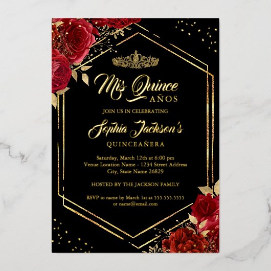 Modern Tiara Floral Red Gold Quinceanera Foil Invi Folieneinladung (Vorderseite)