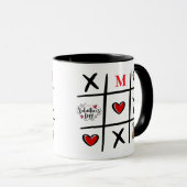 Modern Tic Tac Toe Valentines Day Initial Tasse (VorderseiteRechts)