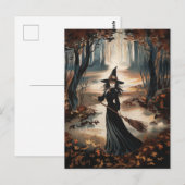 Modern Trendy Halloween Witch in Forest            Postkarte (Vorne/Hinten)