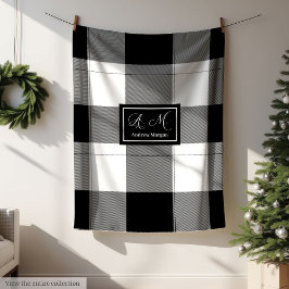 Modern Trendy Plaid in Black & White for Him Custo Fleecedecke