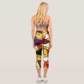 Modern Triangle Colorful Geometric Capri Leggings (Rückseite)