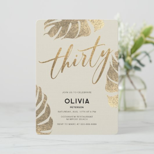 Modern Tropical Gold Elegant Foliage 30. Geburtsta Einladung (Stehend Vorderseite)