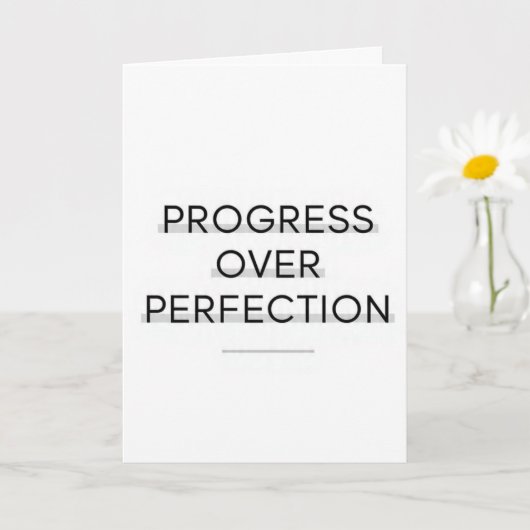 Modern typography progress over perfection text karte (Kleine Pflanze)
