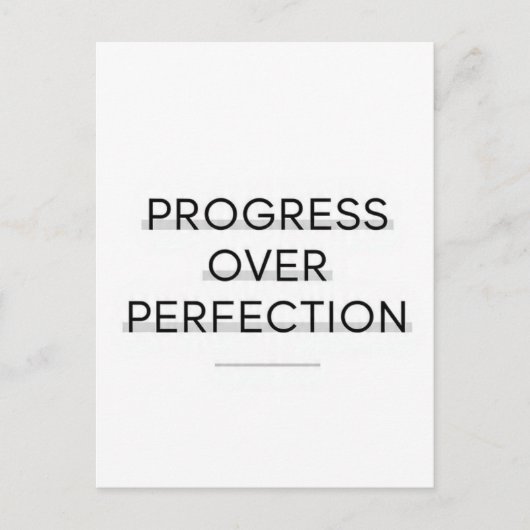 Modern typography progress over perfection text postkarte (Vorderseite)