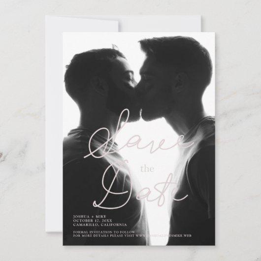 Modern Typography with Romantic Gay Couple (Vorderseite)