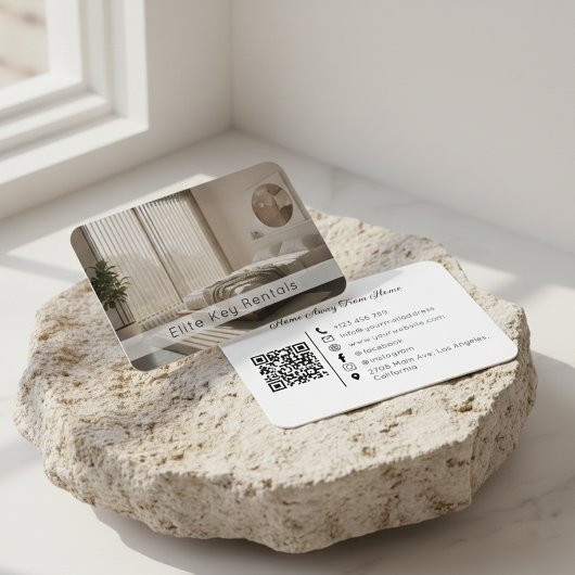 Modern Vacation Rental Resort Photo QR Code Visitenkarte
