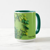 Modern Verdant Lifecycle Leafy Wreath Tasse (VorderseiteRechts)