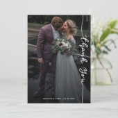 Modern Vielen Dank, dass Sie ein einfaches Hochzei Dankeskarte (Stehend Vorderseite)