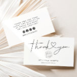 Modern vielen Dank für den Einkauf von Small Brand Visitenkarte<br><div class="desc">Moderne und minimalistische Beipackkarte für kleine Unternehmen mit handgeschriebenem Text,  der "danke" mit einem Herz in der Mitte sagt. Sie können Ihr Logo und eine einfache Nachricht auf der Rückseite zusammen mit Ihren sozialen Medien und Website-Informationen hinzufügen.</div>