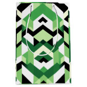 Modern Wasabi Green Block Chevron Design GIft Mittlere Geschenktüte (Vorderseite)