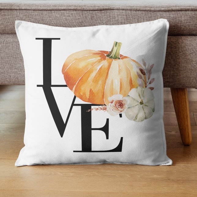 Modern Watercolor Orange Pumpkin With Love Kissen (Von Creator hochgeladen)