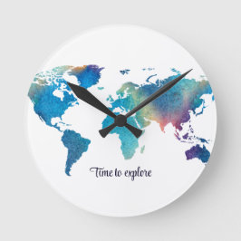 Modern Watercolor World Map Blue Green Runde Wanduhr