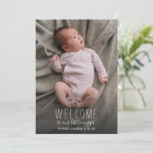 Modern Welcome Baby Birth Announction Foto Card (Stehend Vorderseite)