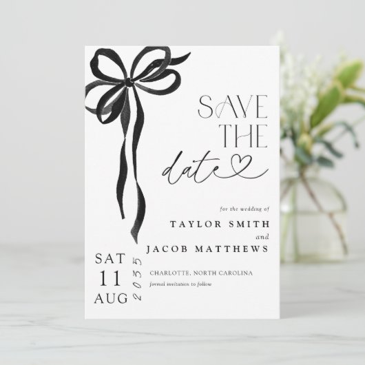 Modern Whimsical Black Bow Script Save the Date Einladung (Stehend Vorderseite)