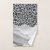 Modern White Agate Silver Monogram Leopard Print Badhandtuch Set (Handtuch)