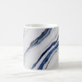 Modern White and Blue Minimalist Marble Kaffeetasse (Mittel)