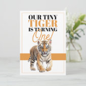 Modern White and Orange Wild Tiger Jungle Geburtst Einladung (Stehend Vorderseite)