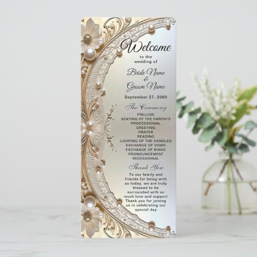 Modern White Flowers Pearls Wedding Program Programm (Stehend Vorderseite)