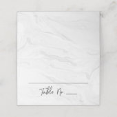 Modern White Marble Script | Hochzeit Platzkarte (Außenseite Aufgefaltet)