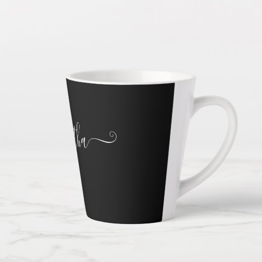 Modern White Script Typografy Name on Black Milchtasse (Rechts)