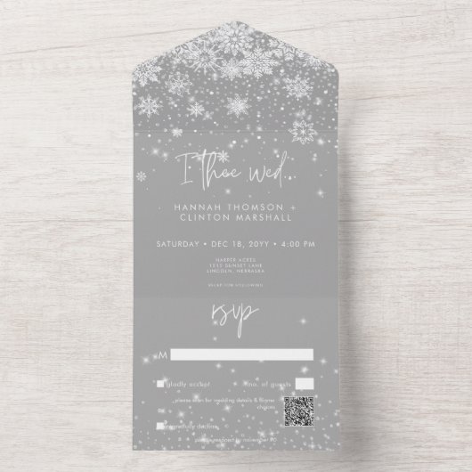 Modern White Sparkle Snowflakes Wedding QR Code All In One Einladung (Innen Boden)