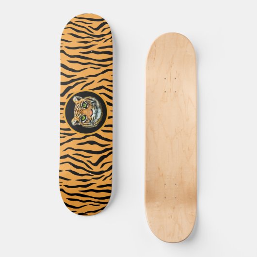 Modern Wild Tiger Pattern Skateboard (Vorderseite)