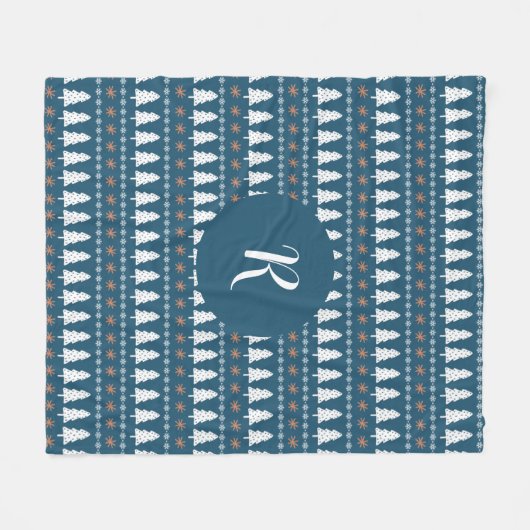 Modern Winter Weihnachtsbaum Muster Monogram Blue Fleecedecke (Vorderseite (Horizontal))