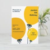 Modern Yellow Balloon 9. Geburtstagsausweis Einladung (Stehend Vorderseite)